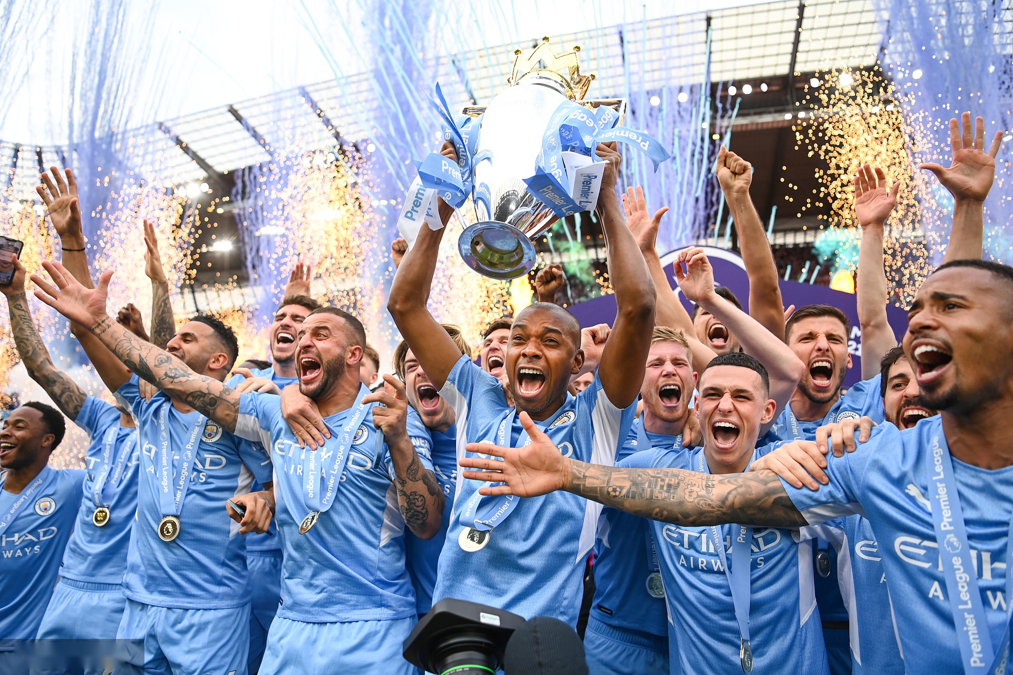 场敏锐度和 场敏锐度和